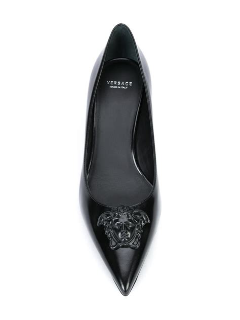 versace kitten heel leathrr pumps